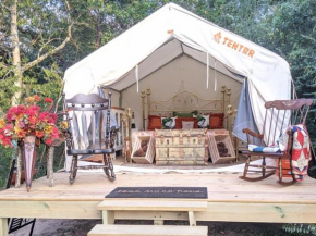 Tentrr Signature Site - Texas Glamp Camp, Montgomery